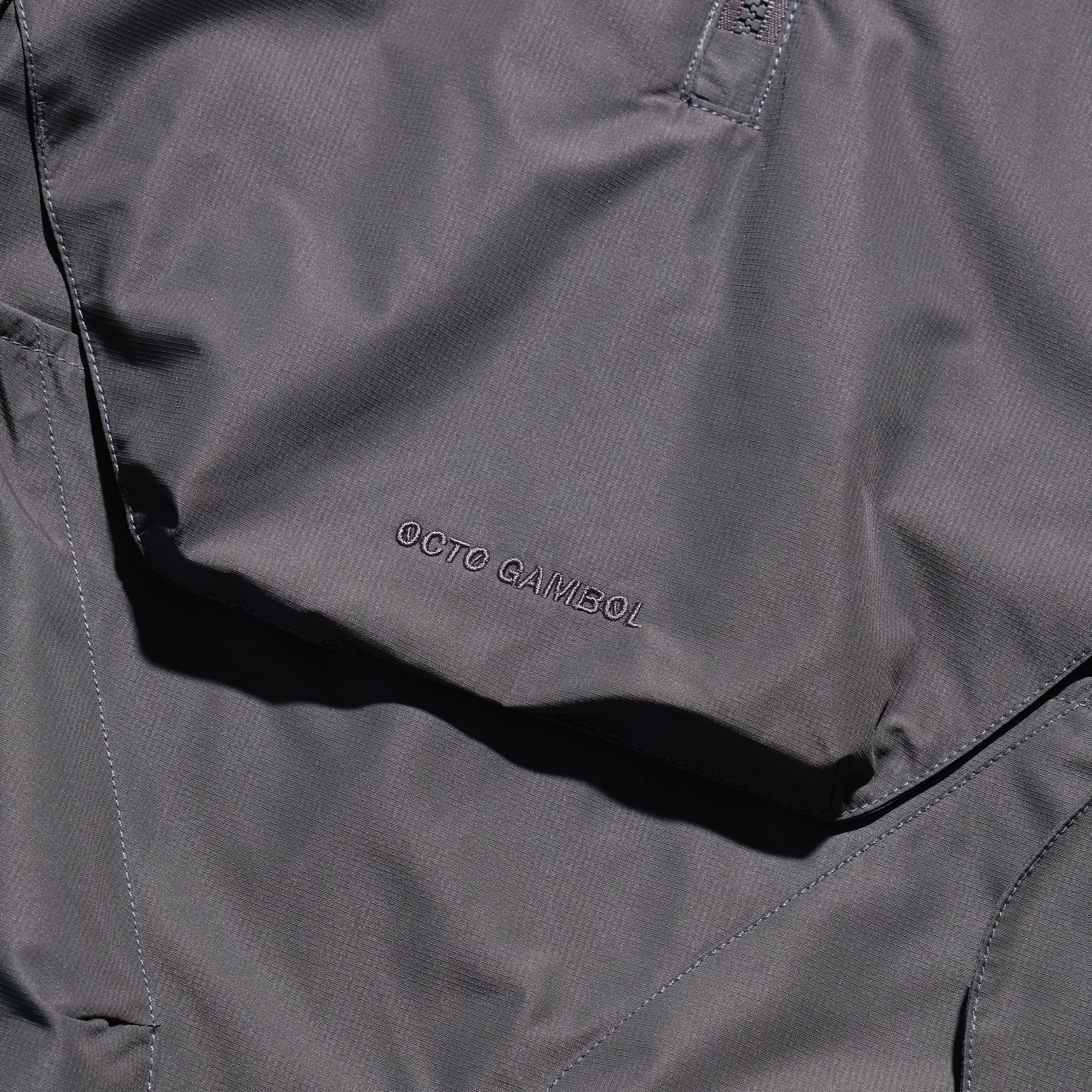 AW22 / 10 — J22-025 Flexible Armoured Pullover (Gauntlet Grey)