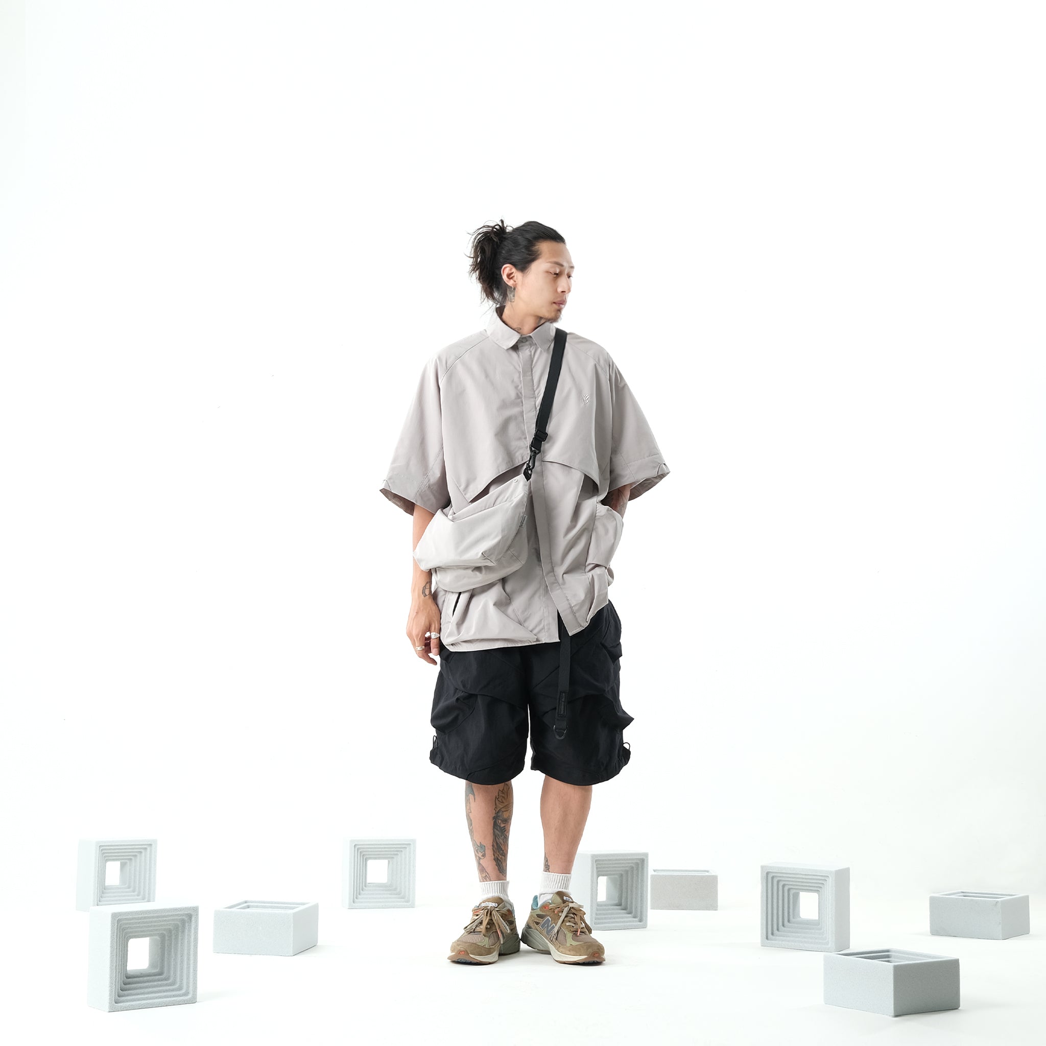 SS22/ 04 ST-072 Crossbag Shirt(Ivory White)