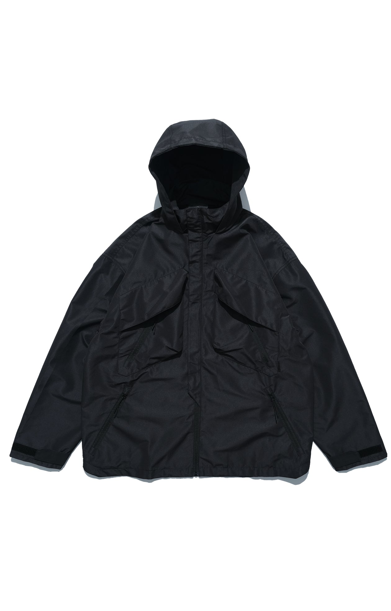 Capsule 01 / CSJ-001 Dual Pocket Windbreaker (Black)