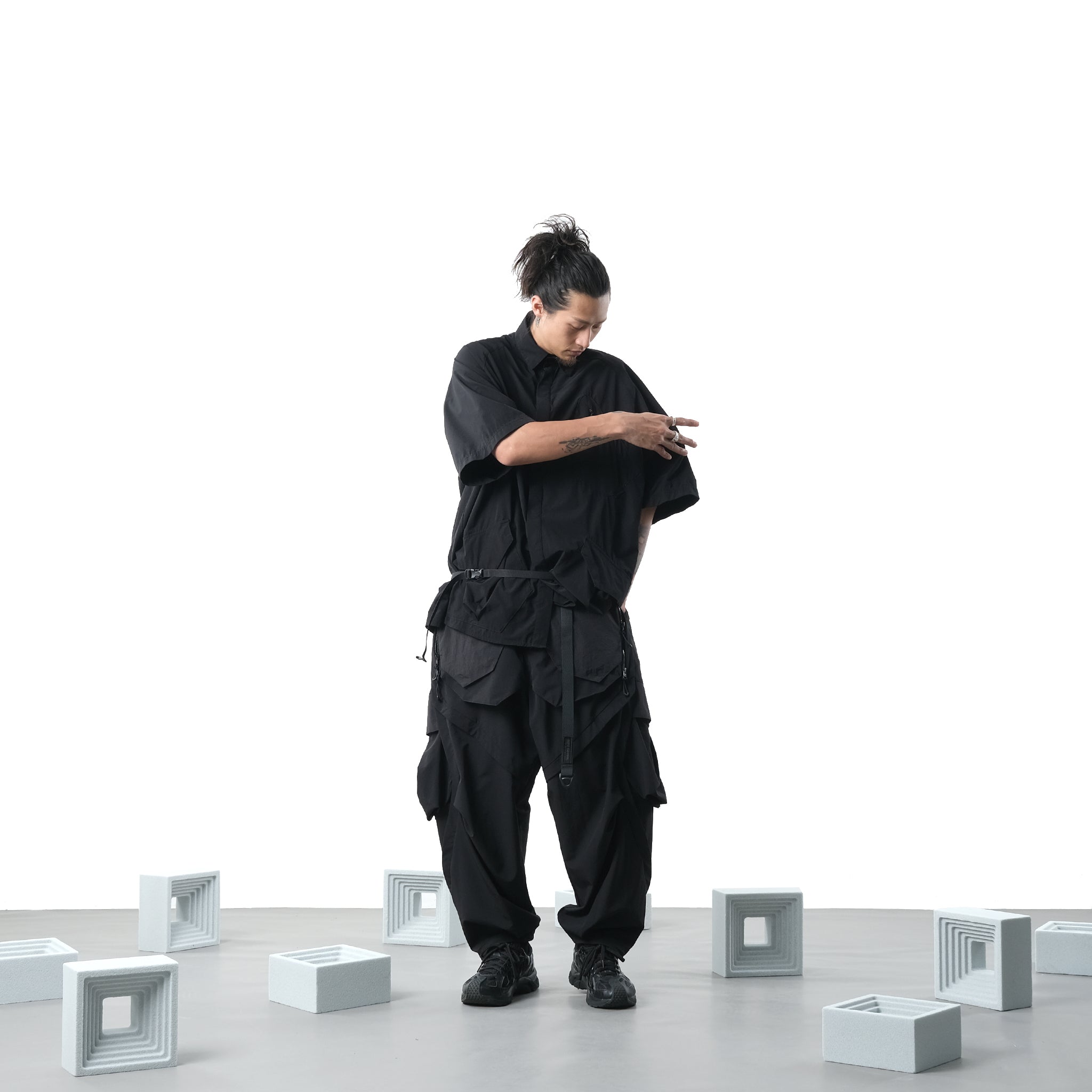 SS22/ 03 LP-116 Hidden Orb Pants (Black)