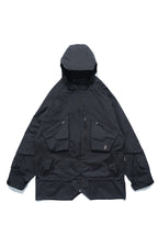 AW22 / 03 — J22-022 Expandable Crossbag Windbreaker (Black)