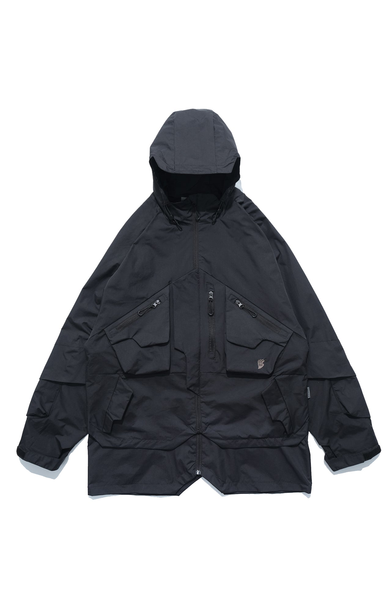 AW22 / 03 — J22-022 Expandable Crossbag Windbreaker (Black)