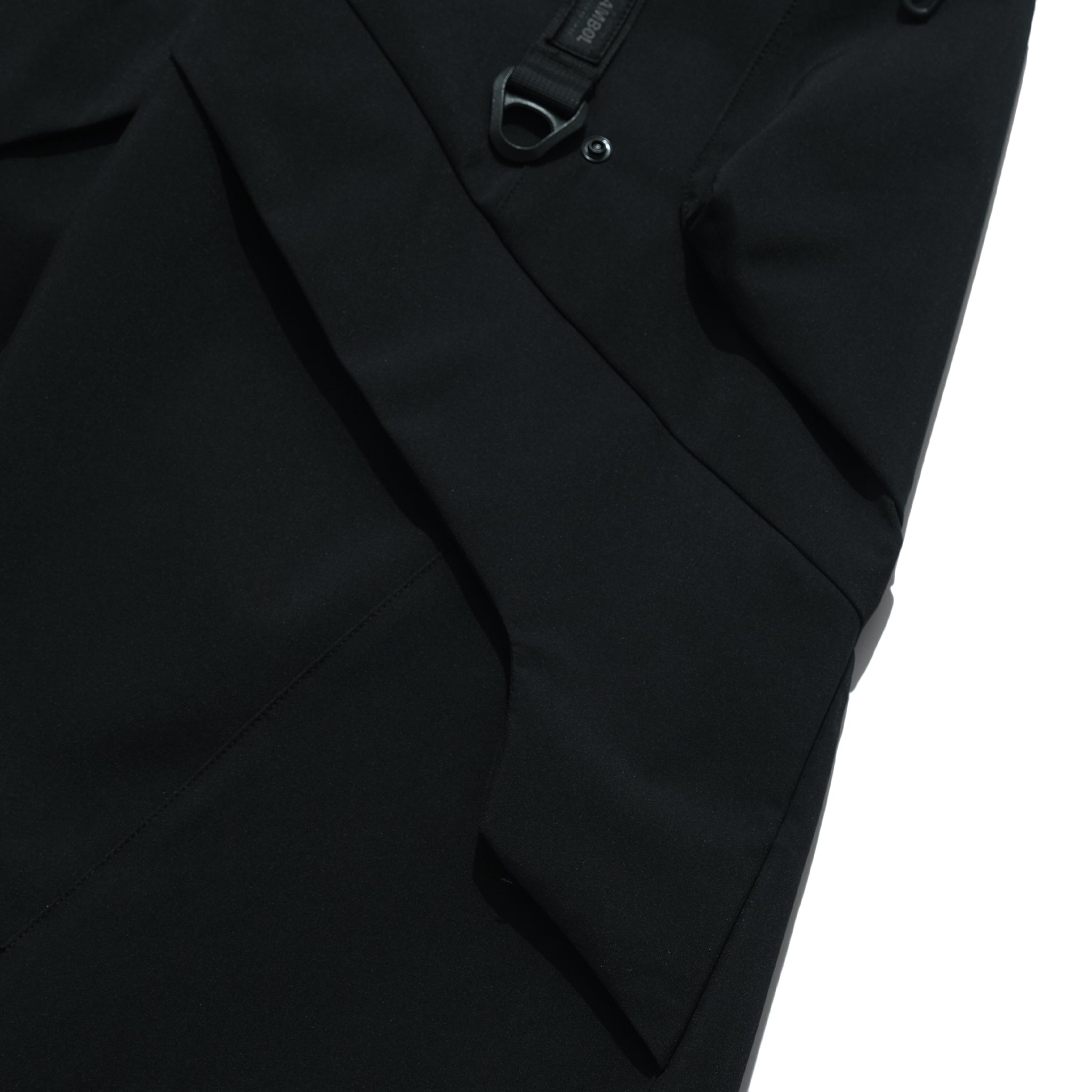 AW22 / 01 —  P22-120 Flexible Armored Pants (Black)