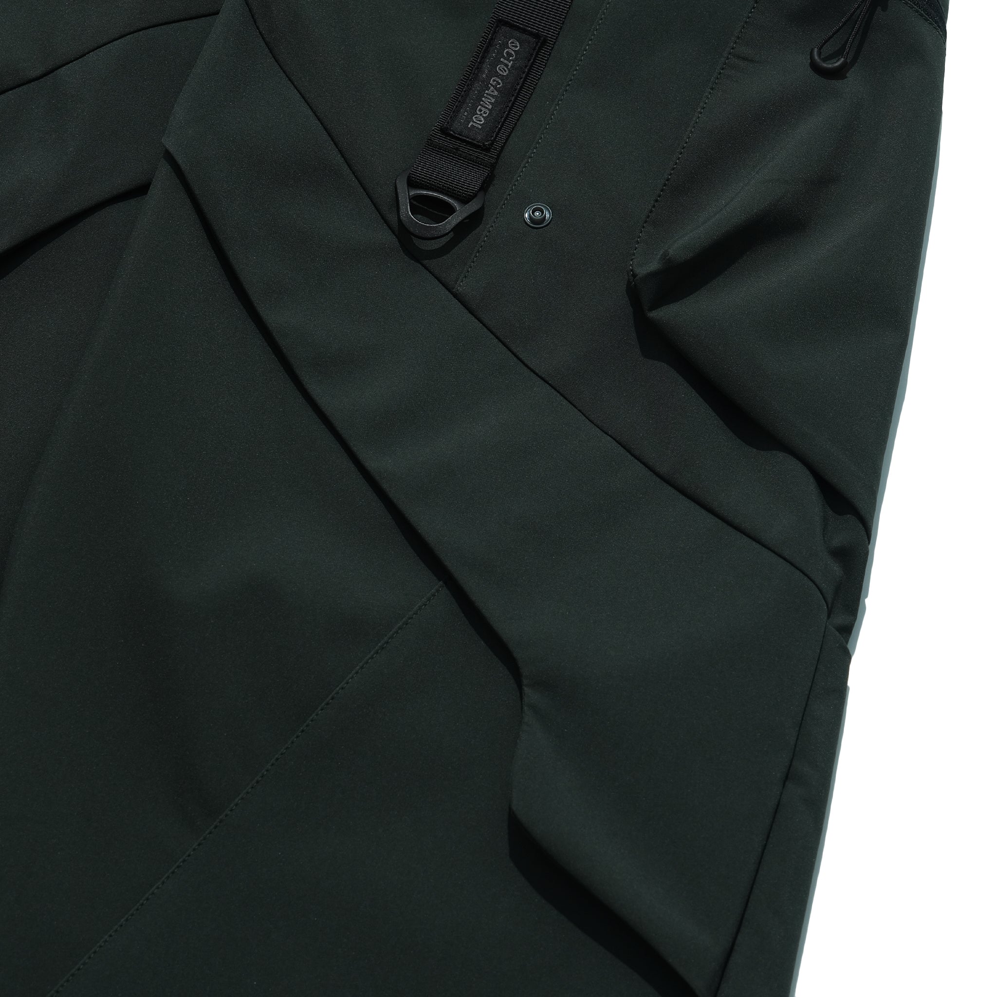AW22 / 01 —  P22-120 Flexible Armored Pants (Green)