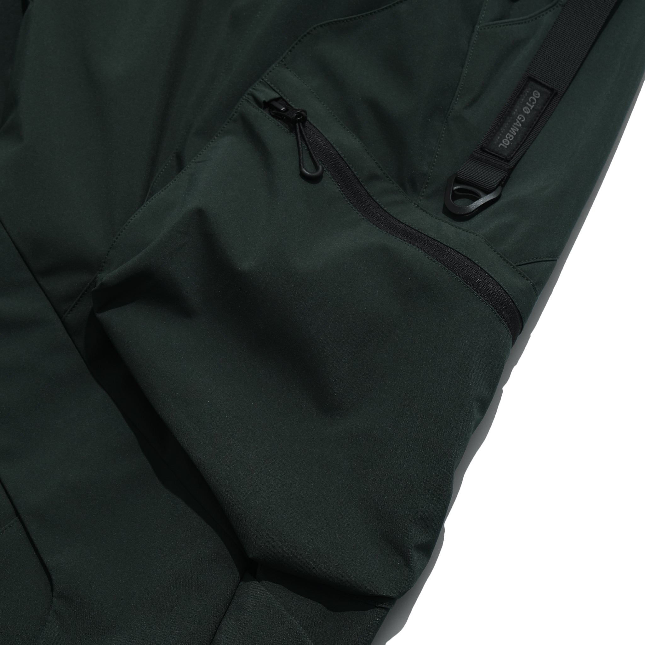 AW22 / 01 —  P22-120 Flexible Armored Pants (Green)