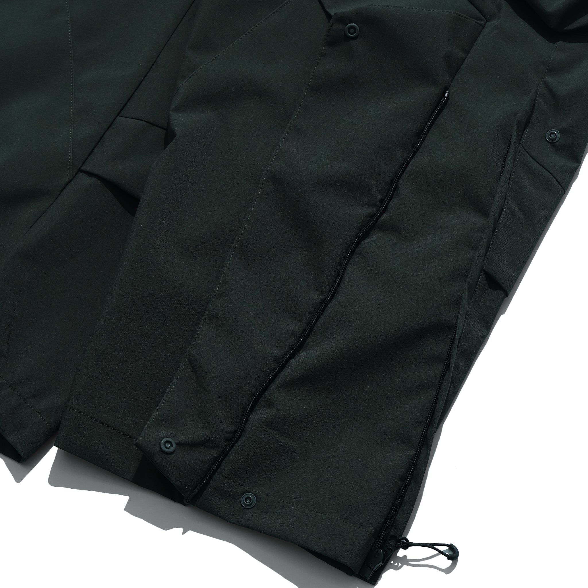 AW22 / 01 —  P22-120 Flexible Armored Pants (Green)