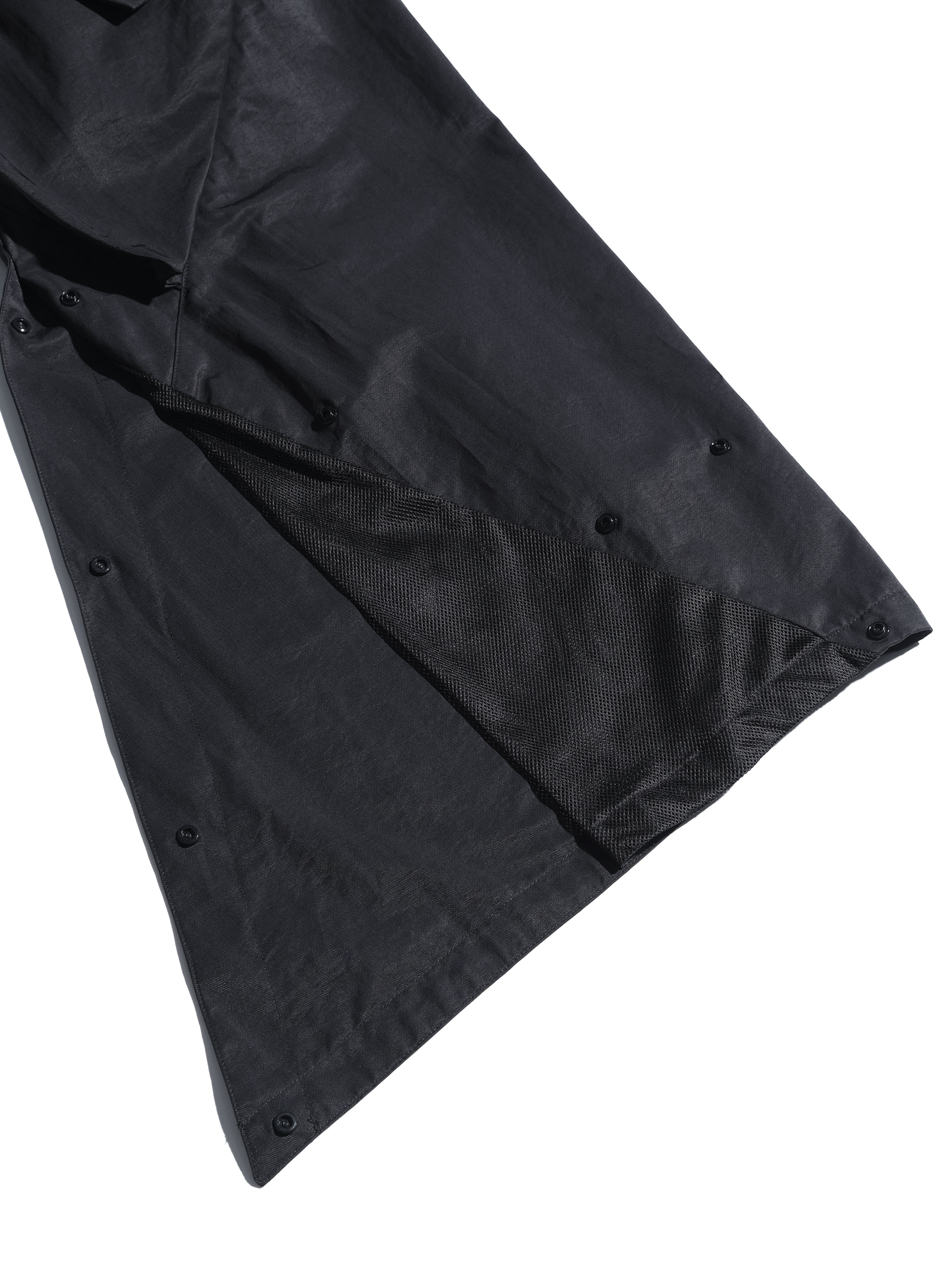SS23 / 02 —  P23-126  Switchable Breathing Pants (Black)