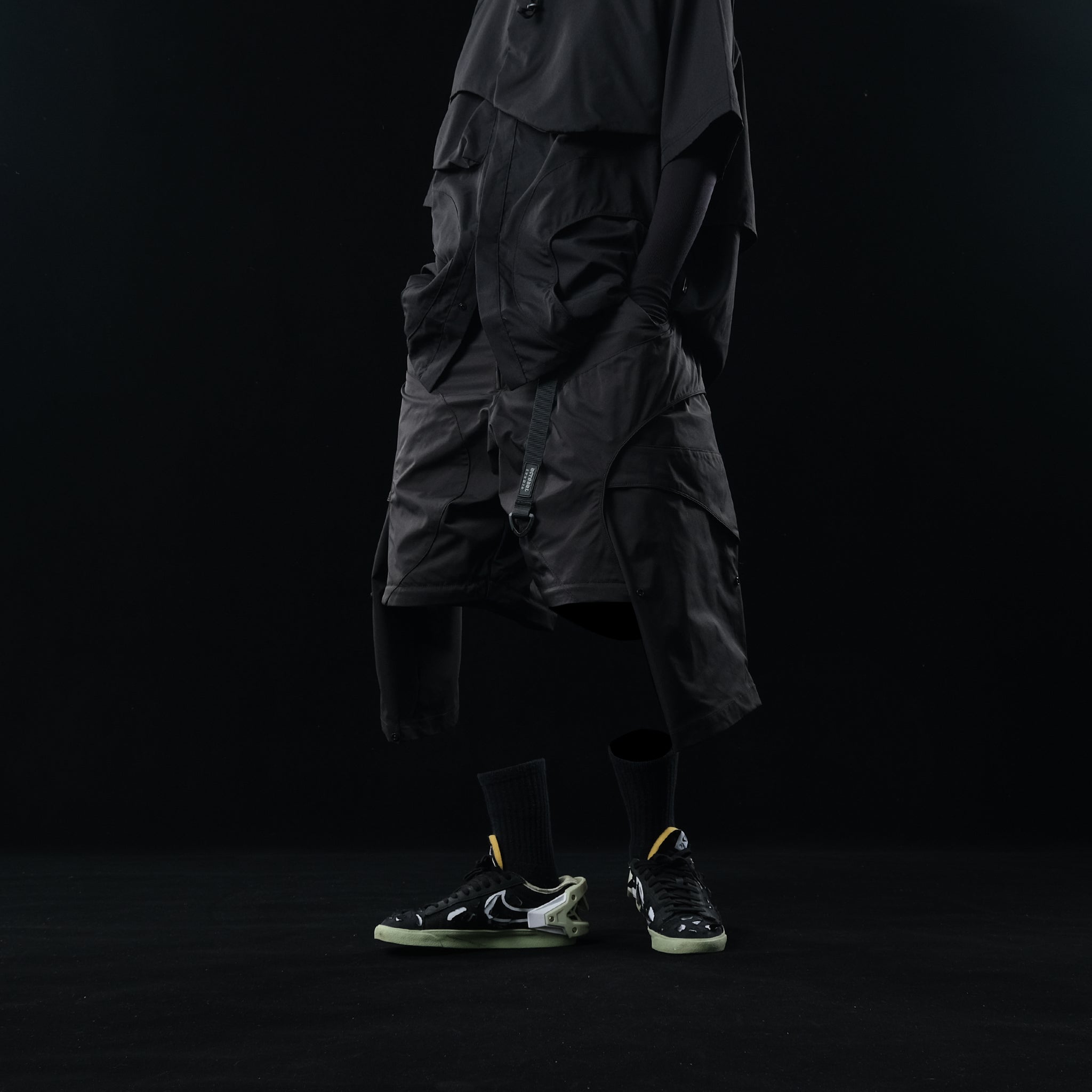 OS-LL04 Cascade Zip-off Pants (Black)