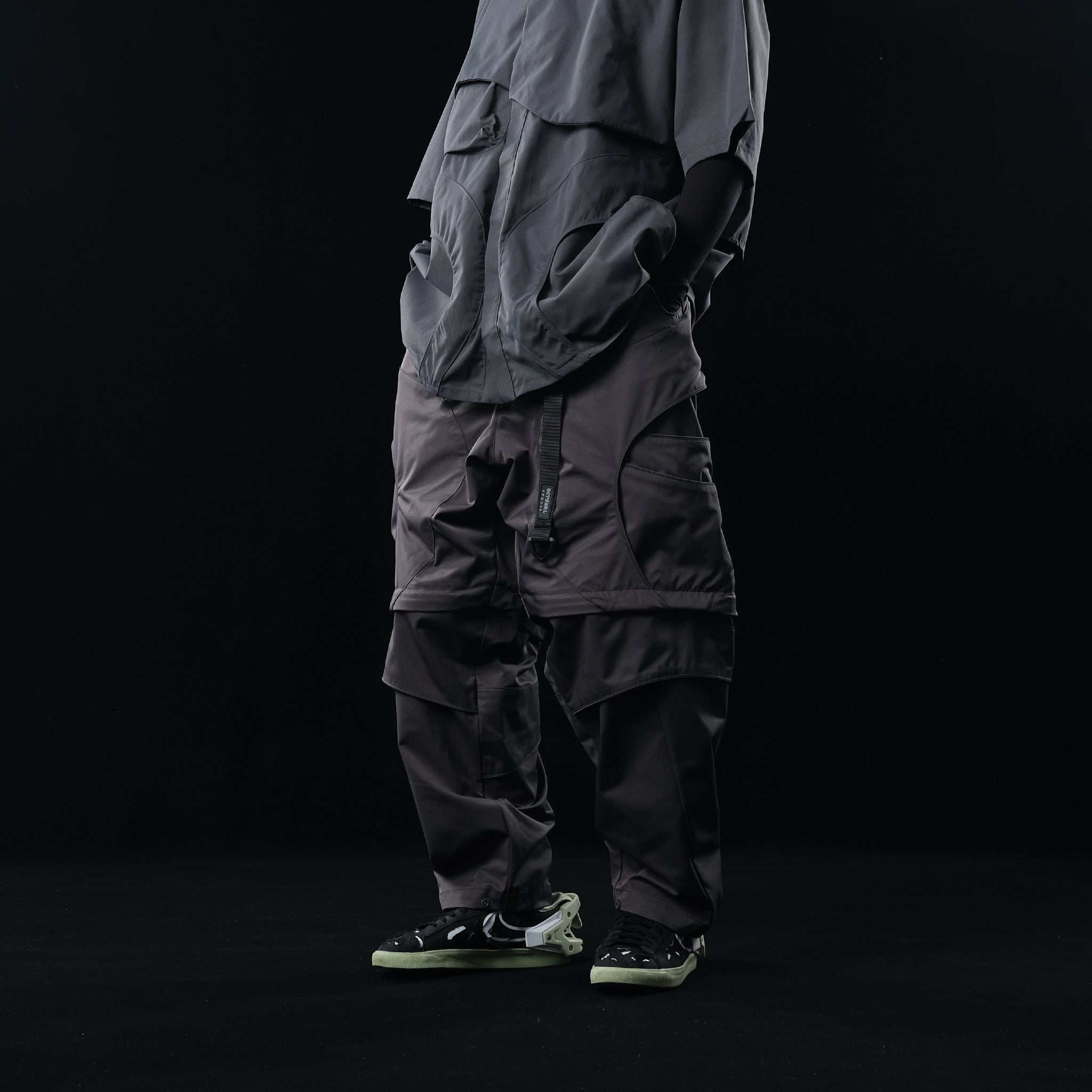 OS-LL04 Cascade Zip-off Pants (Dark Grey)