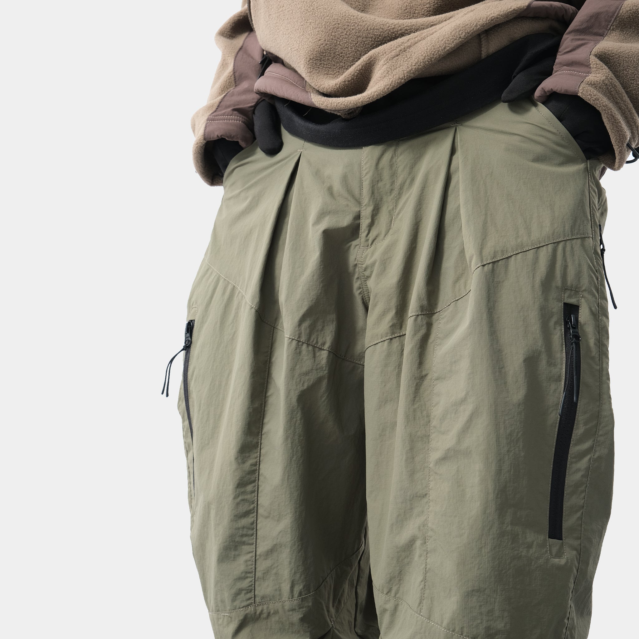 Capsule 02 / CSP-123 Quadruple Zipped Nylon Pants  (Khaki)