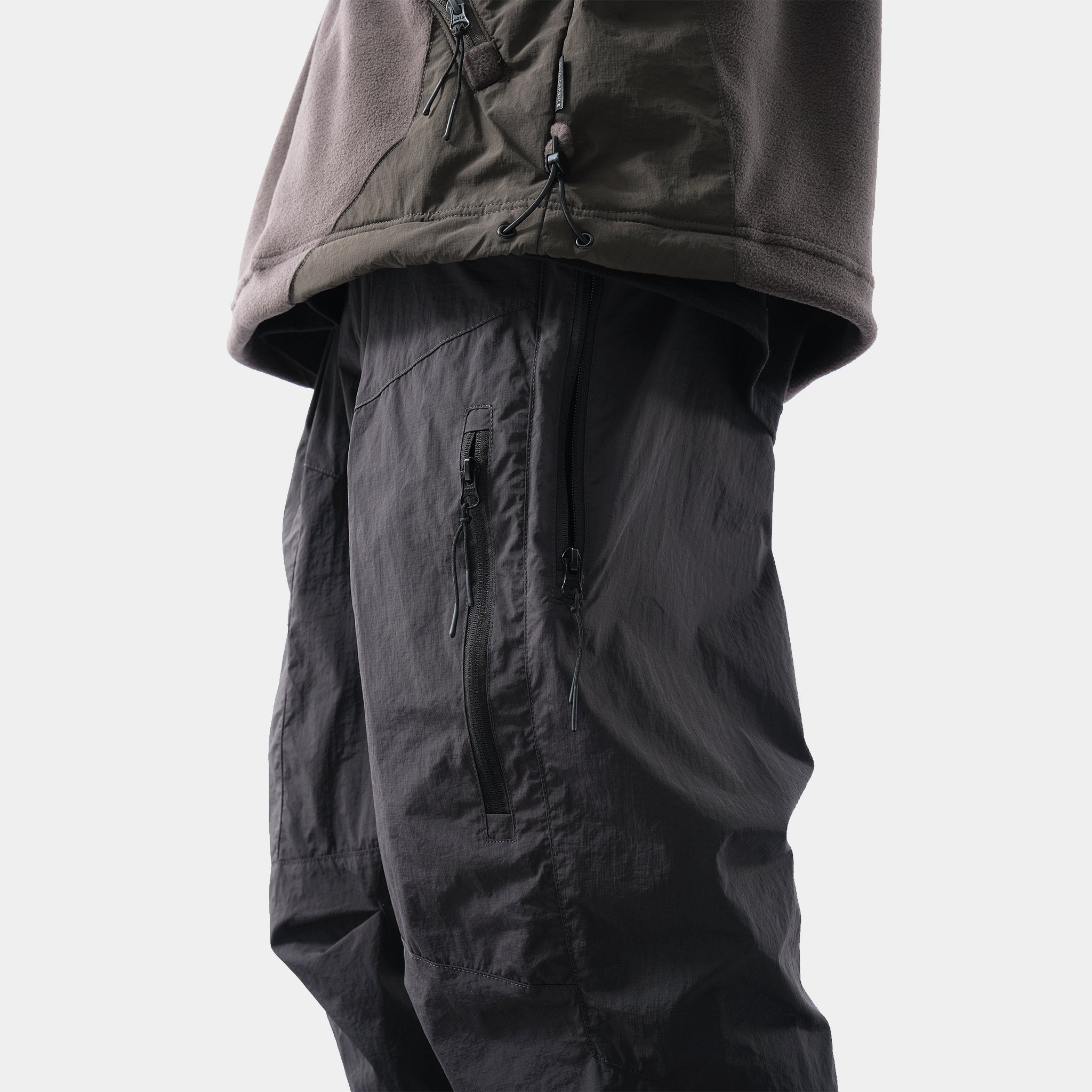 Capsule 02 / CSP-123 Quadruple Zipped Nylon Pants  (Grey)