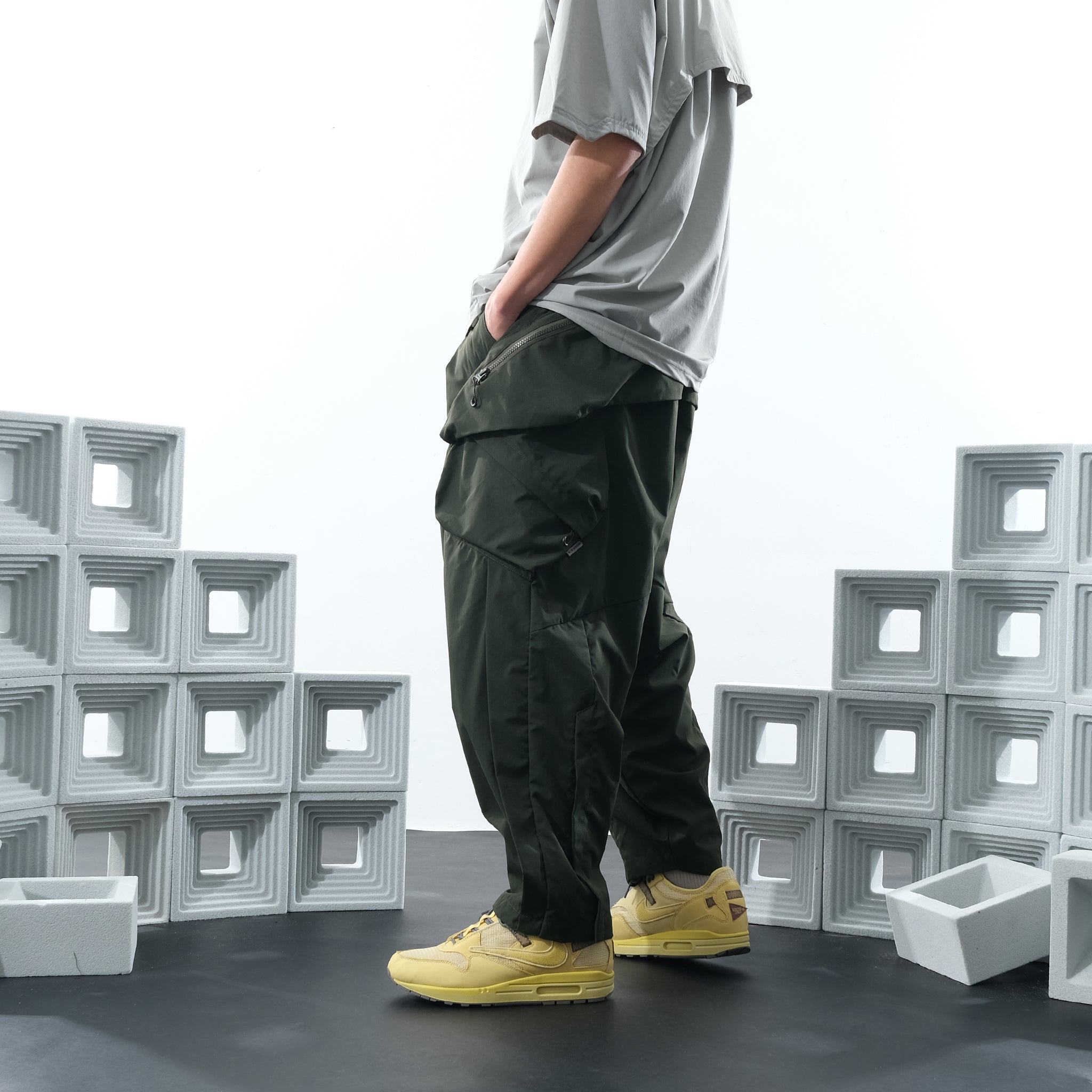 SS22/ 09 LP-117 Hidden Pipeline Pants (Green)
