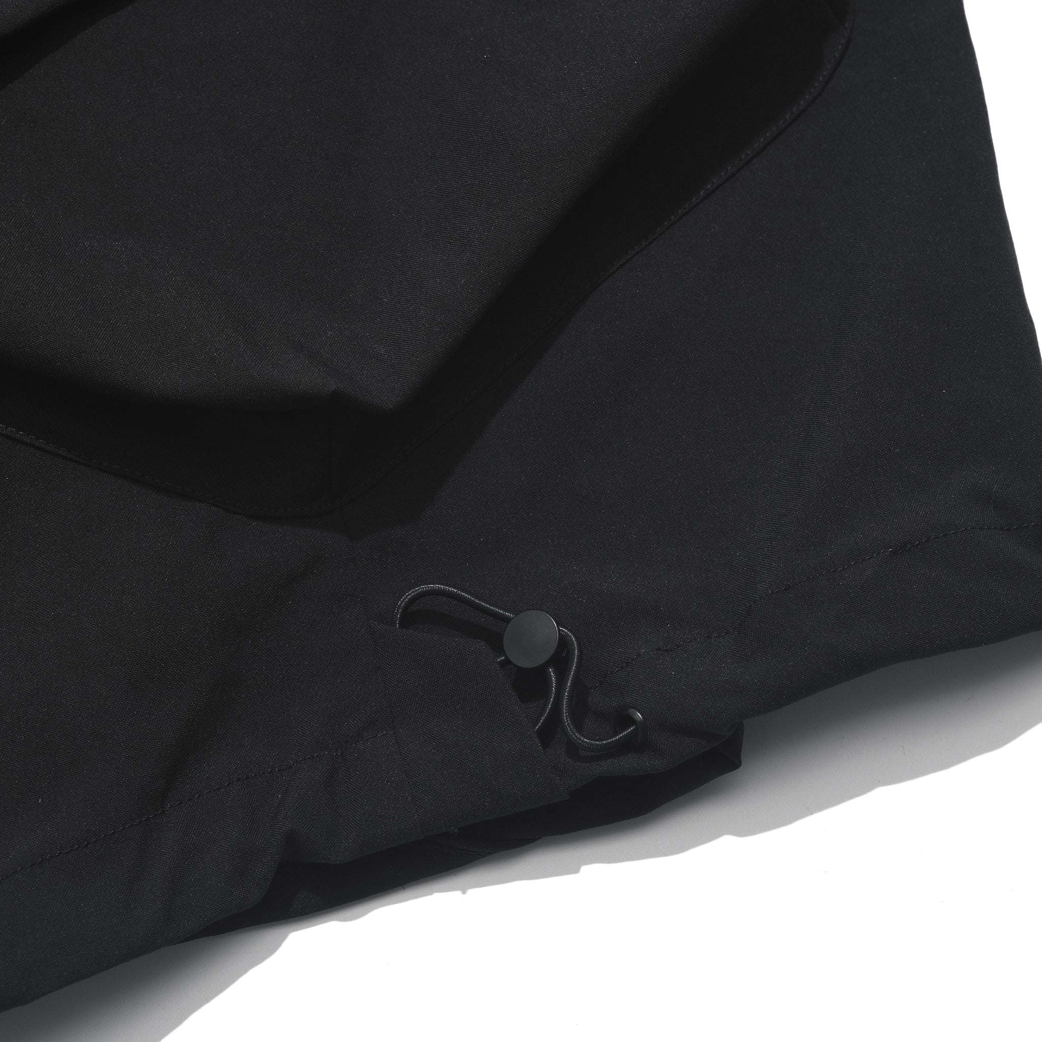SS22 / 01 S-061 Vizor Short (Black)