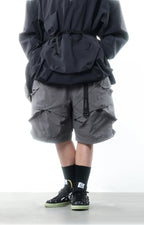 SS22 / 01 S-061 Vizor Short (Grey)
