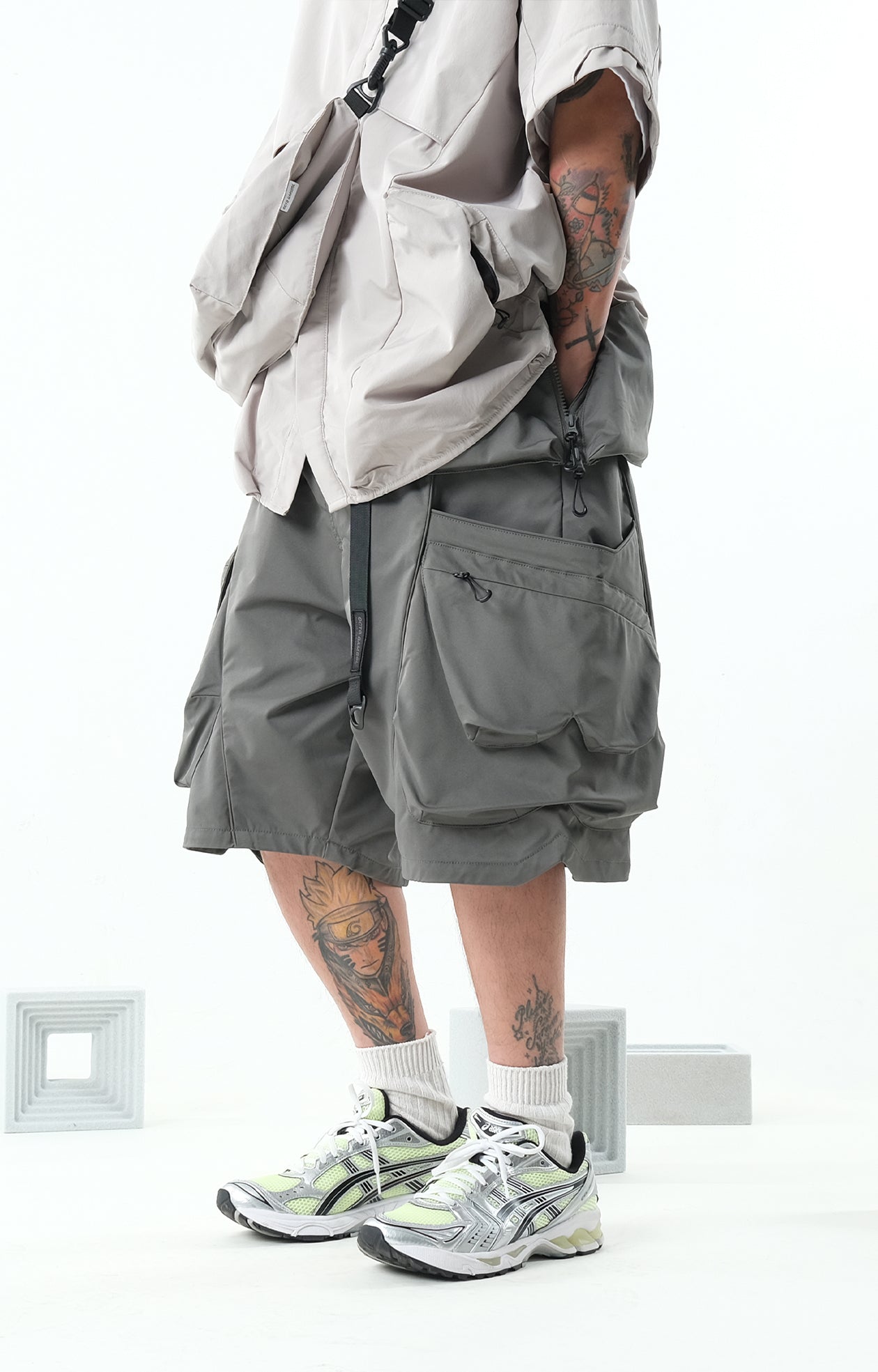 SS22 / 05 S-062 Flexible Trapezoidal Shorts (Grey)