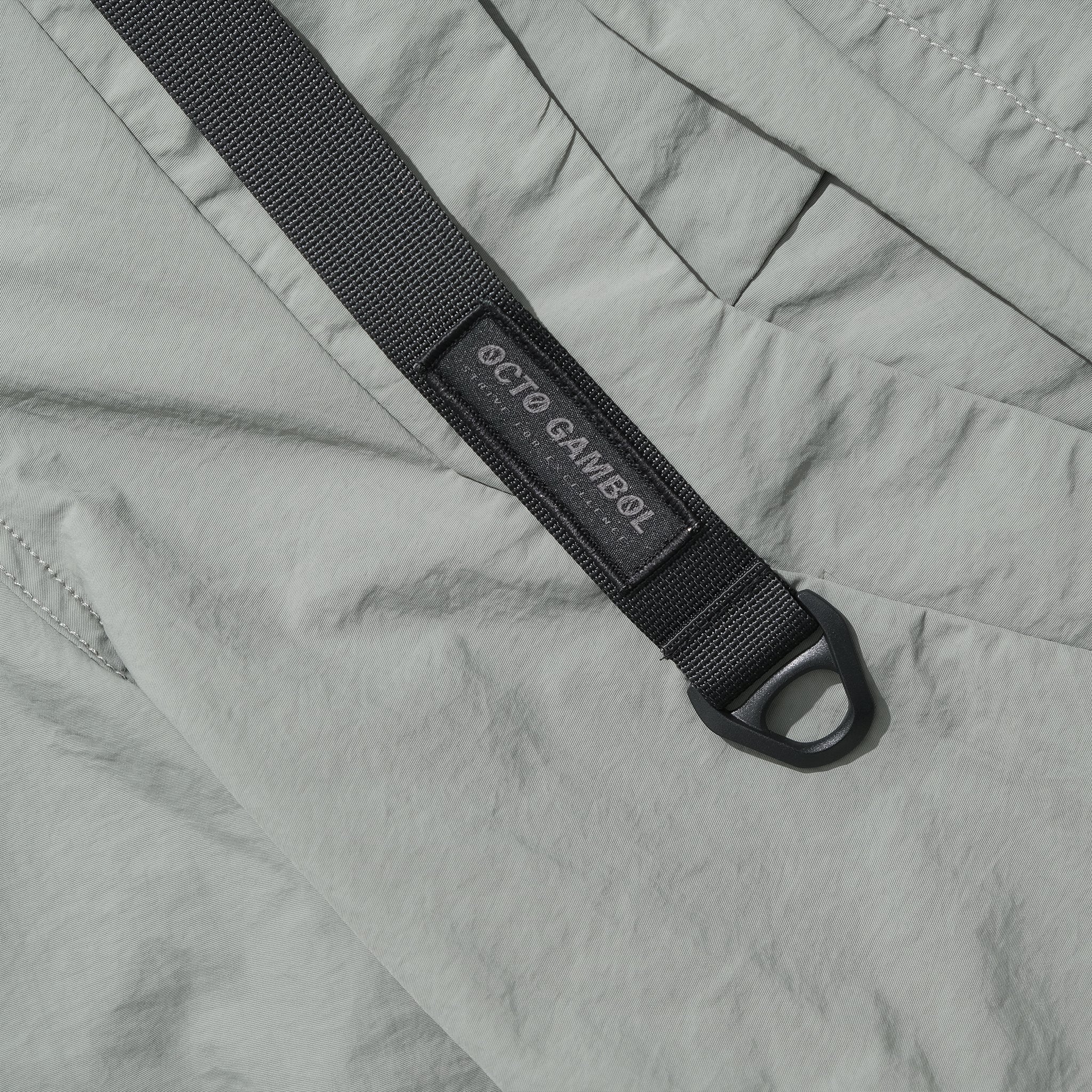 SS22 /07 S-063 V-shape Shorts (Light Grey)