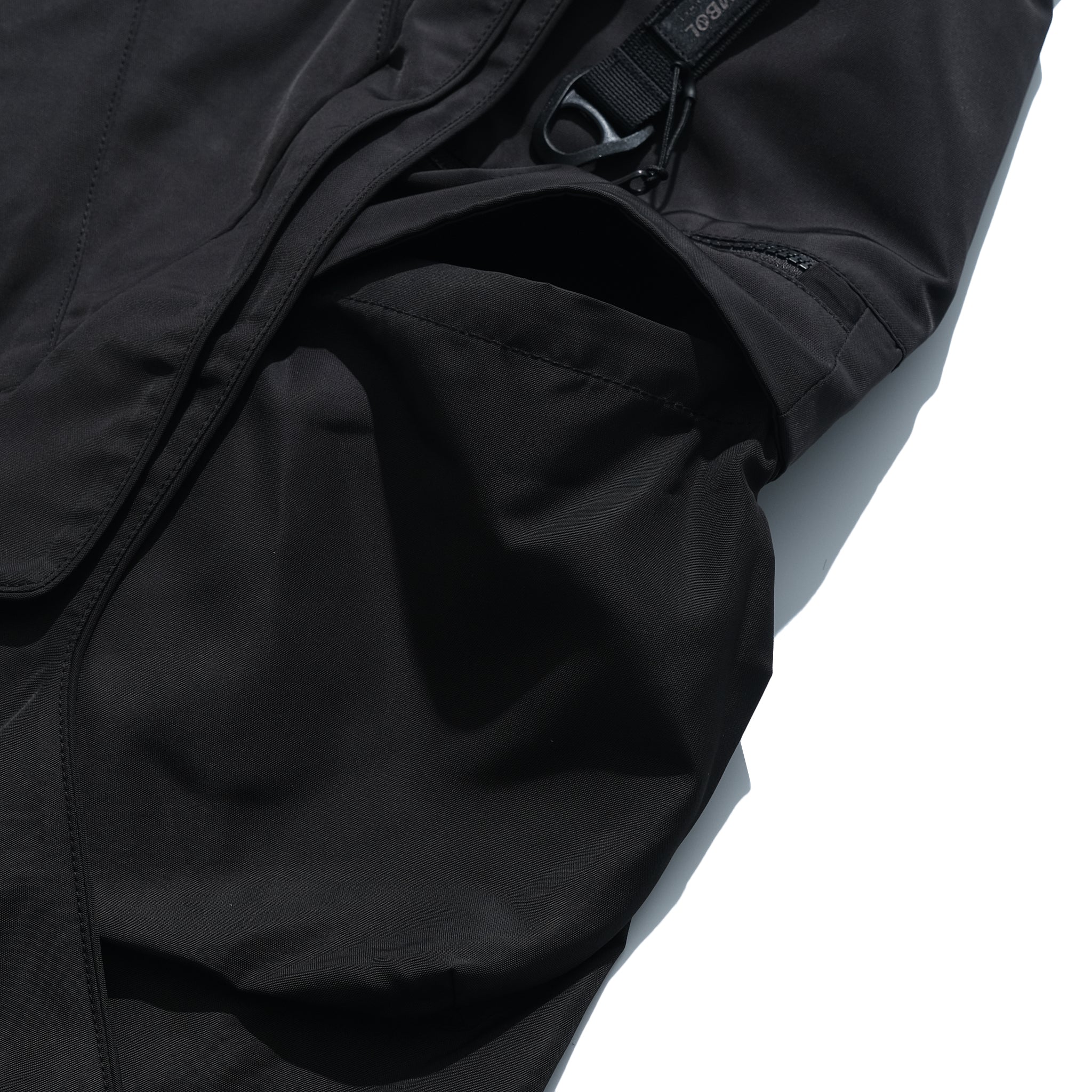 SS22 / 14 S-065 L-shape Layered Shorts (Black)