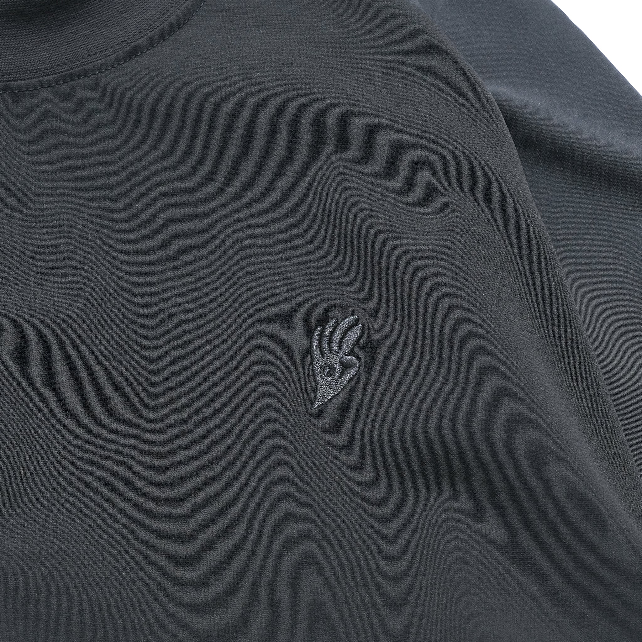 AW22 / 02 — T22-063 Armored Arm Nylon Long Sleeve T-shirt (Grey)