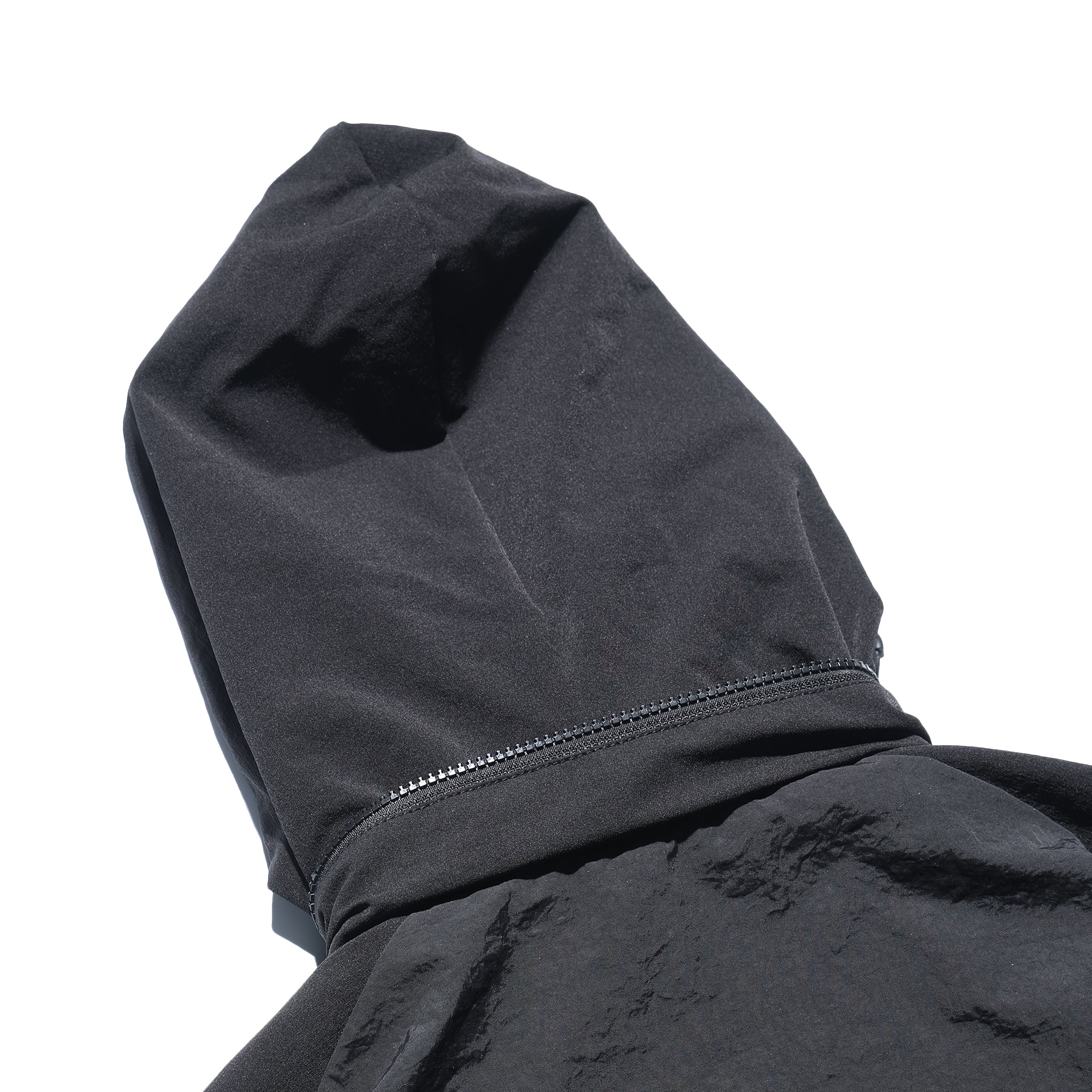 AW22 / 08 — T22-066 Turtleneck hidden hood Hoodie (Black)