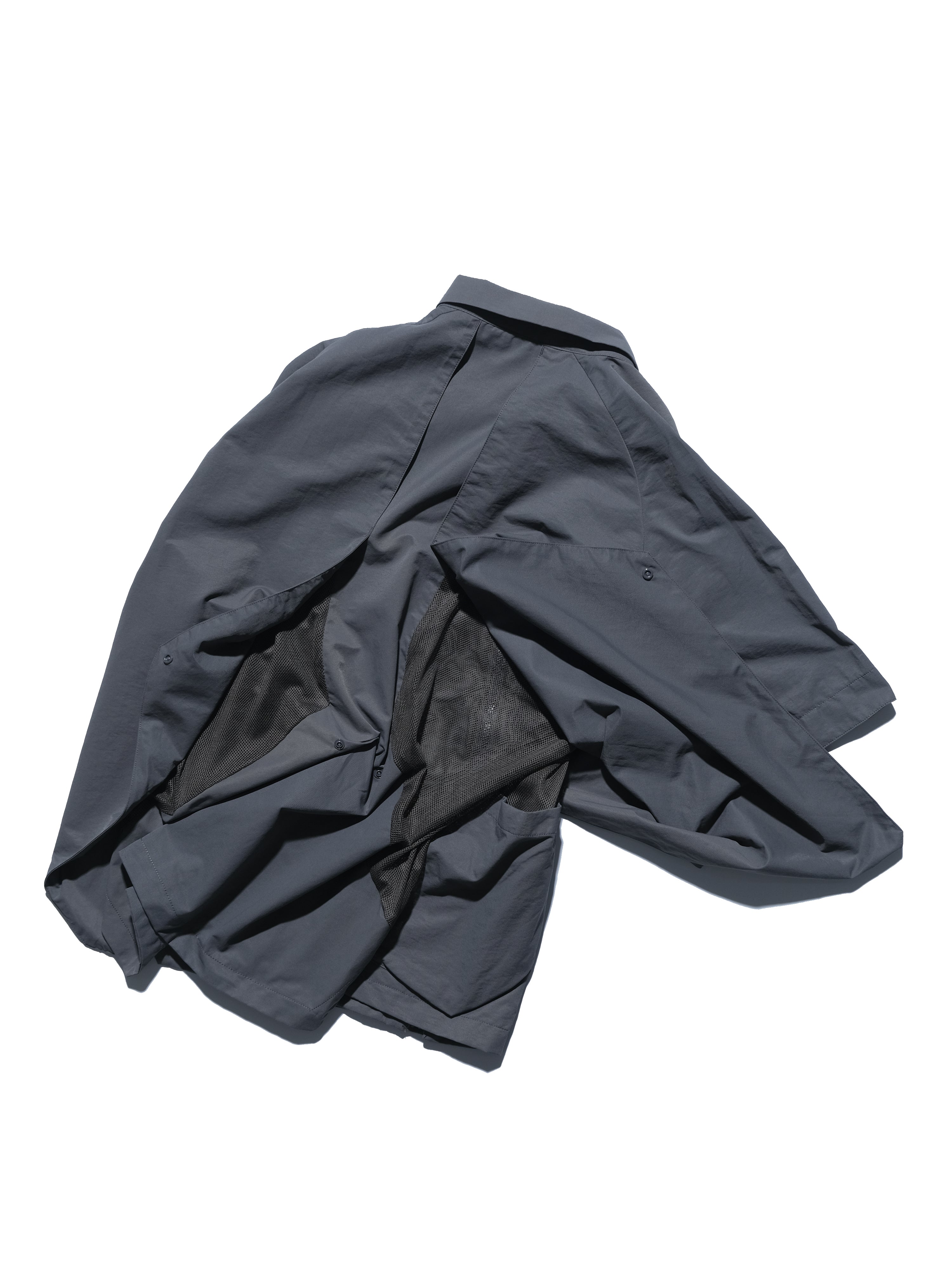 SS23 / 03 — T23-069 Switchable Breathing Shirt (Iron Grey)