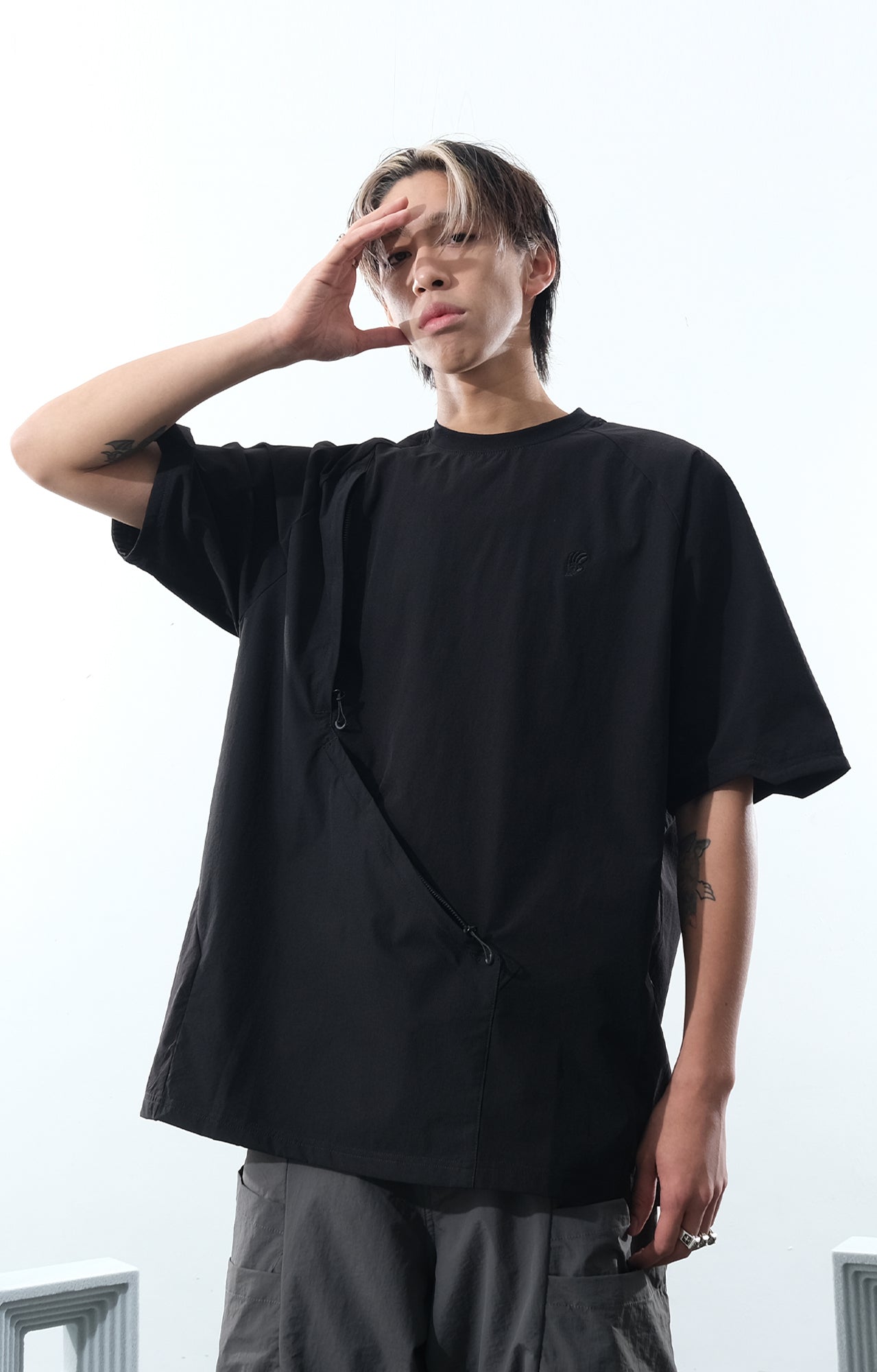 SS22 / 06 TH-061 Breathable Pipeline Nylon T-shirt (Black)