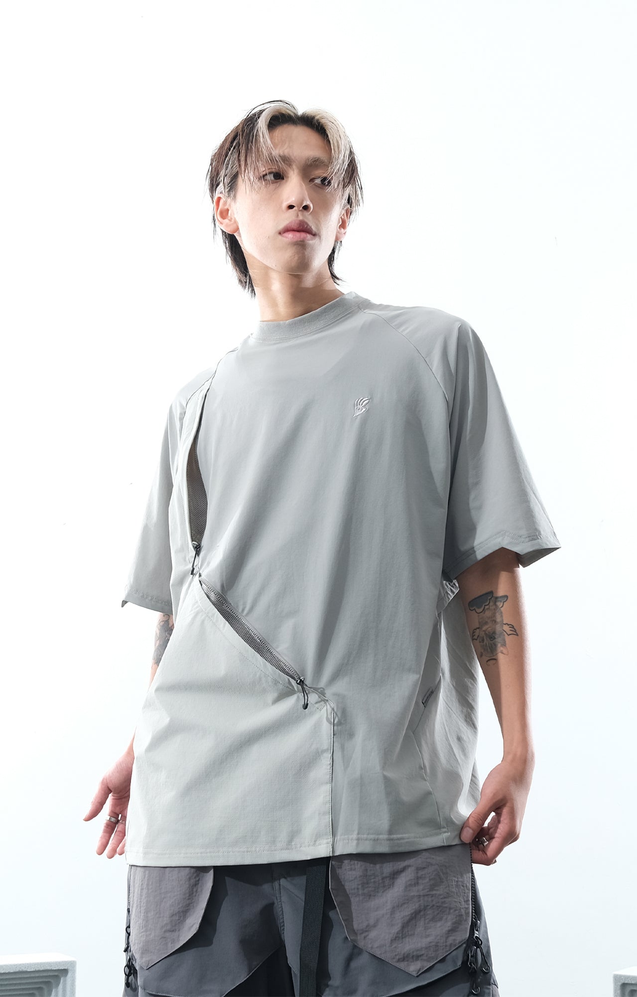 SS22 / 06 TH-061 Breathable Pipeline Nylon T-shirt (Grey)